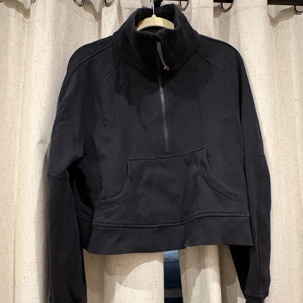 Lululemon black scuba quarter zip